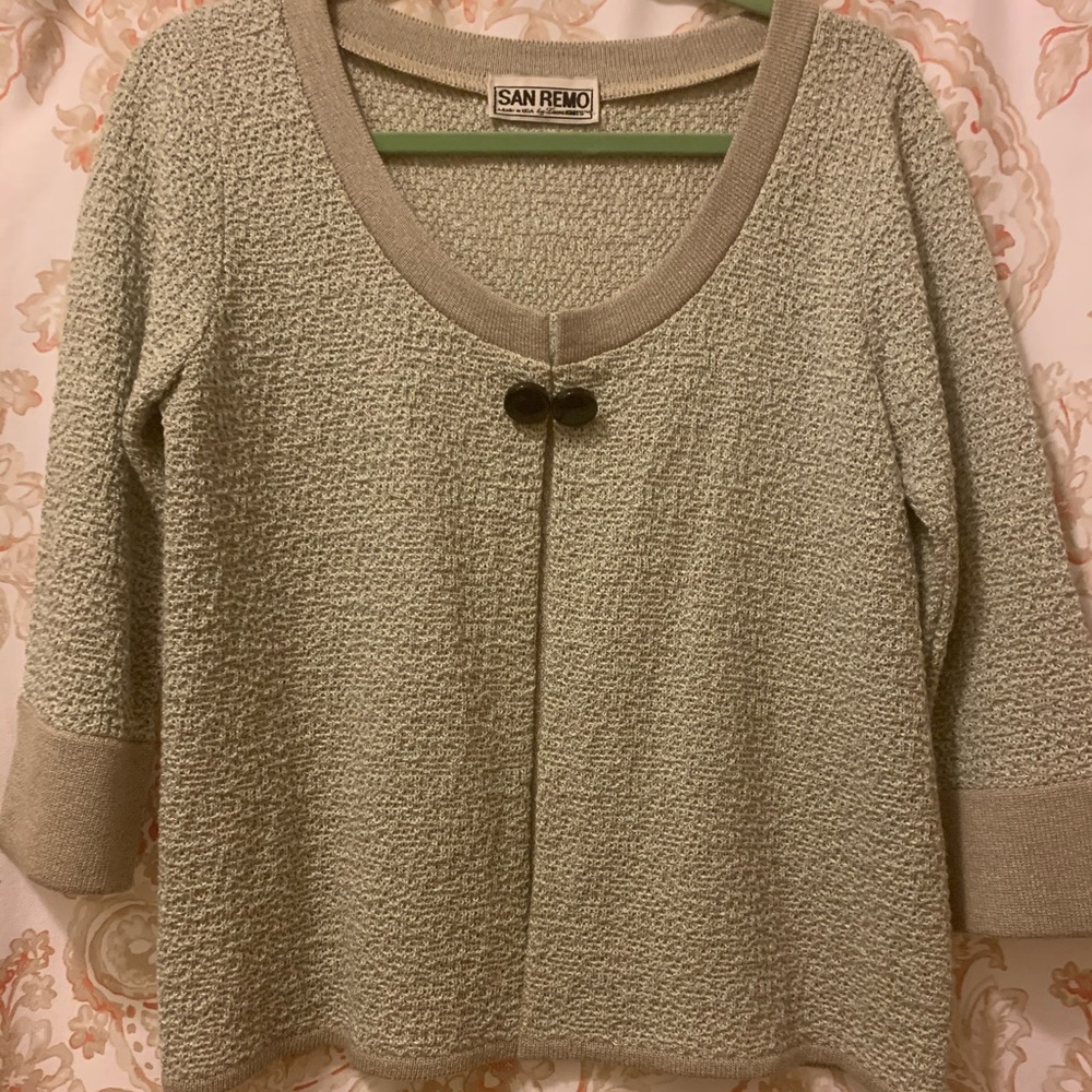 Laura knits vintage